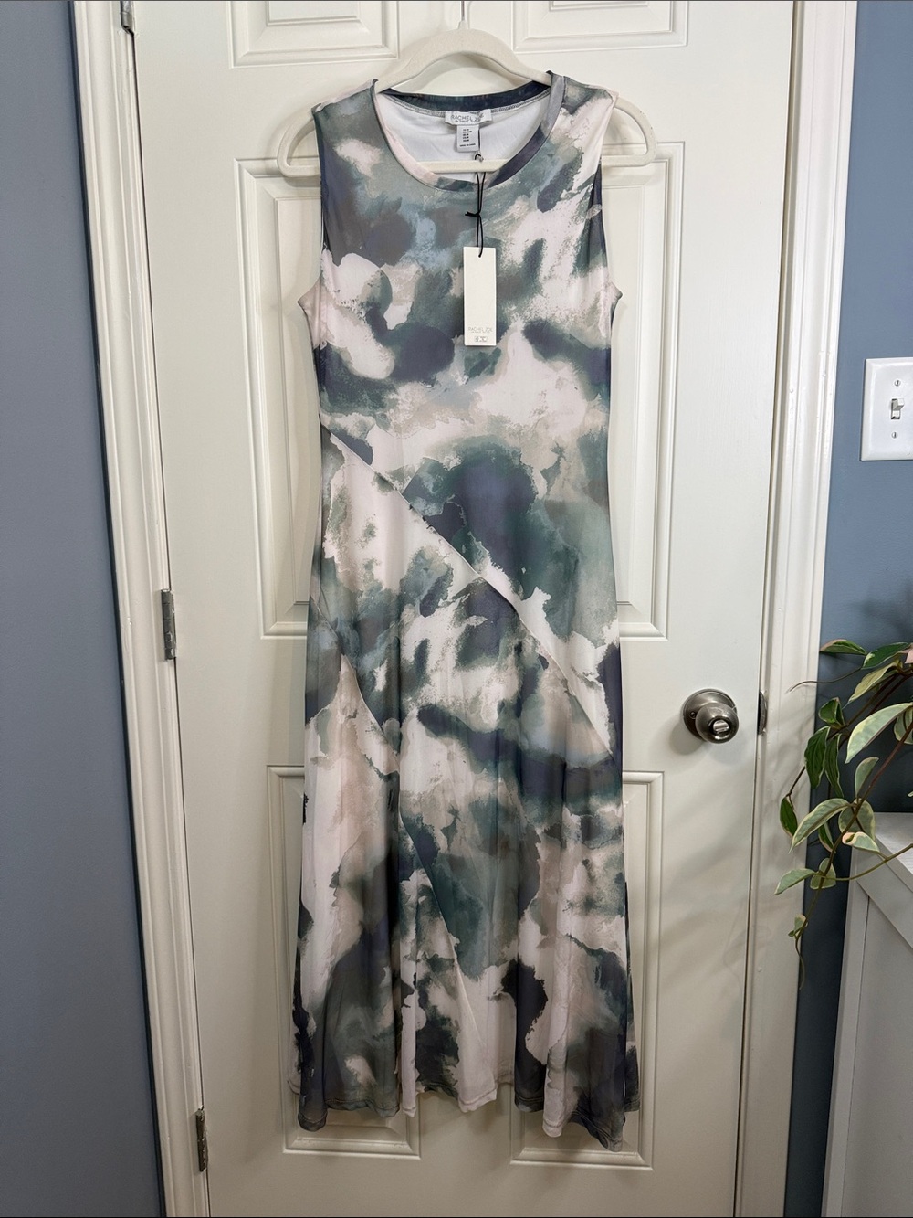 Rachel Zoe Sleeveless Abstract Maxi Dress in White and Green-gray